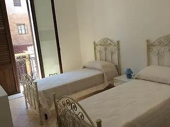 Case Corona Hotel 3*